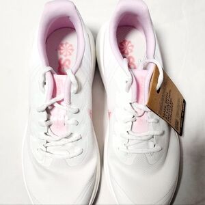 Nike Star Runner 3 se (gs) size 7 Y